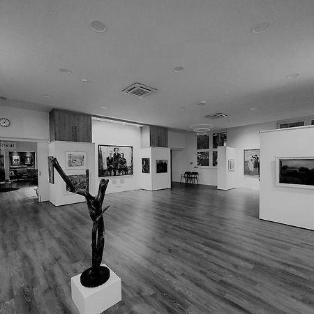 Art & Galerie Hotel Lenz Plauer See Fuenfseen Exterior foto